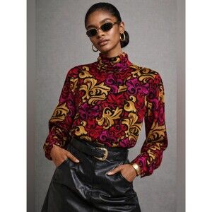 Vtg 90’s 100% Silk Baroque Blouse Equestrian CC Courtenay Luxe Print Top Sz M 10
